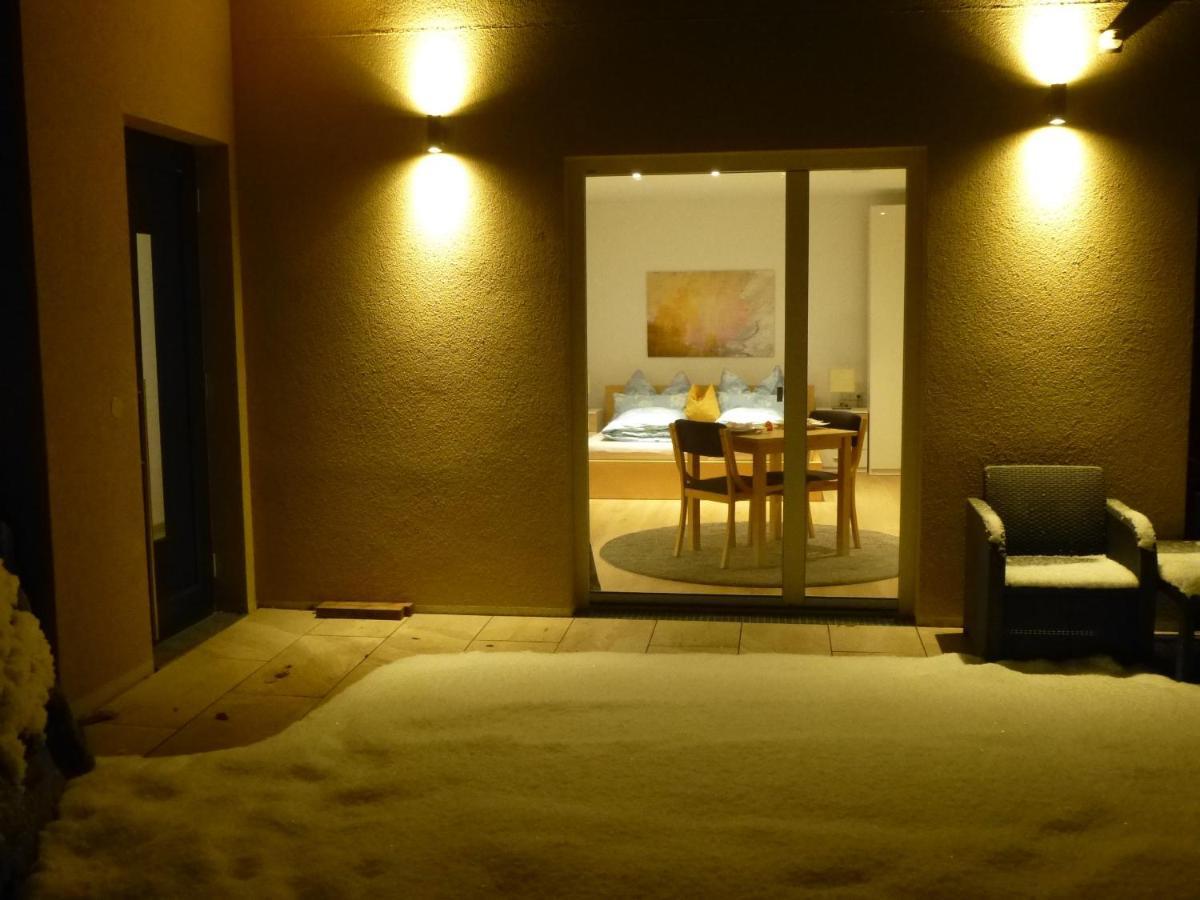 Cozy Mountain View Apartment With Terrace And Garden Innsbruck Kültér fotó